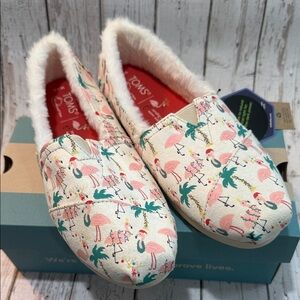 TOMS Holiday Flamingo Print Plush-Lined Slip-Ons - Pink & Teal on Cream